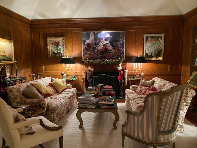 Photo - 147 Skunks Misery Rd