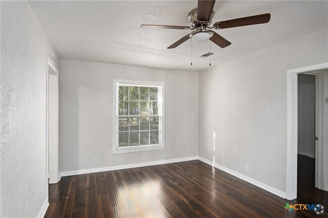 Building Photo - 201 Cloud St Rental