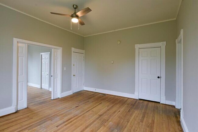 Photo - 530 S 30th St Unit Apt 1