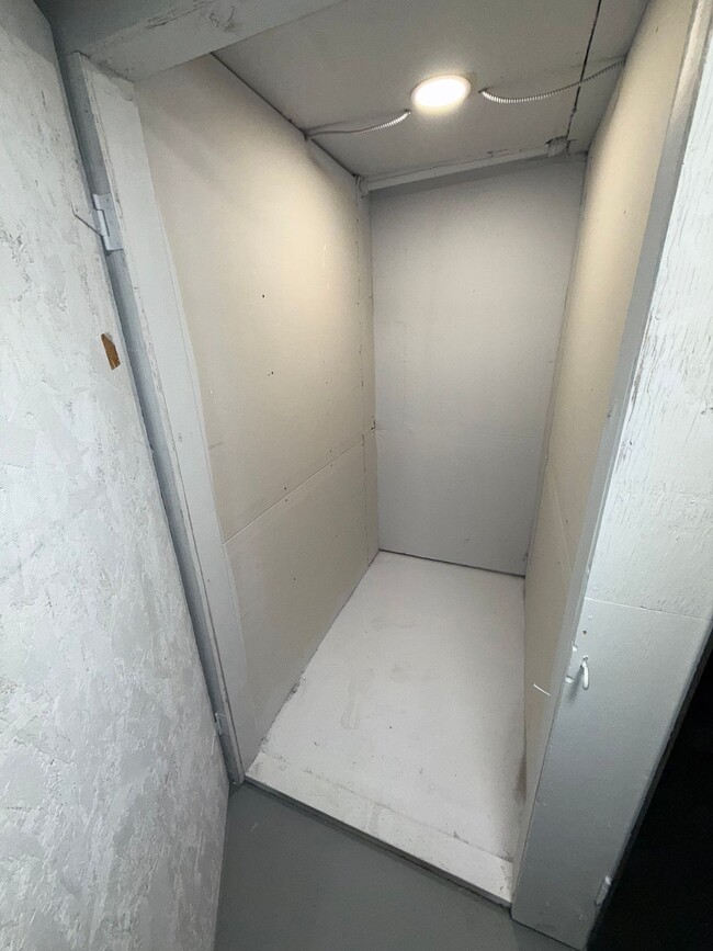 Photo - Belmont Flats