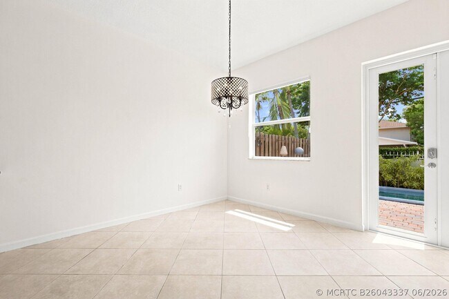 Photo - 1224 NE 18th Ave