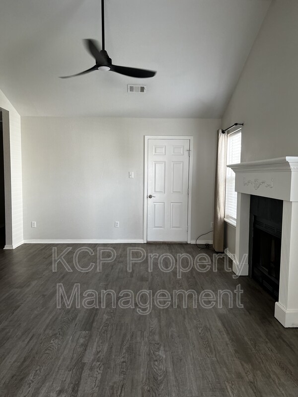 Photo - 5708 Whitney Cir