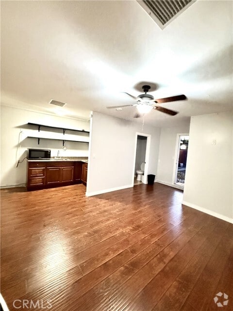 Building Photo - 11418 Arminta St Rental