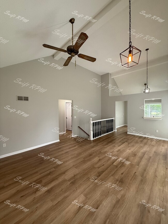 Photo - 8957 Hauser St