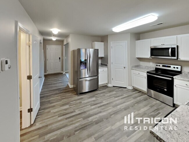 Photo - 1856 Northside Dr House