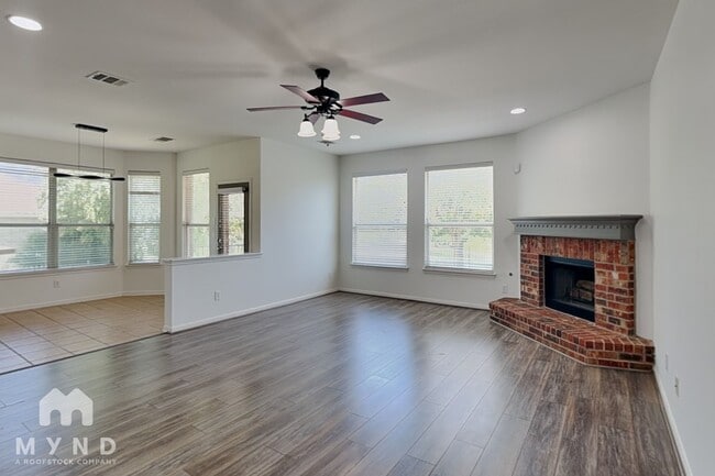 Photo - 2809 Winding Shore Ln