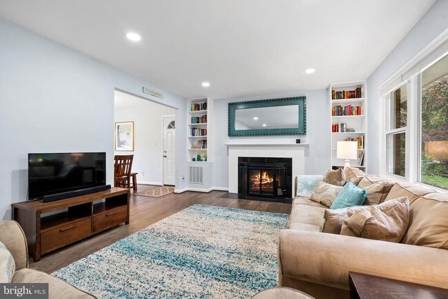 Photo - 7409 Aspen Ave