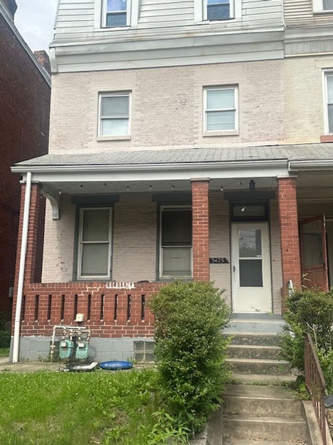 Photo - 3423 Ward St Apartment Unit 3423 Ward St 1