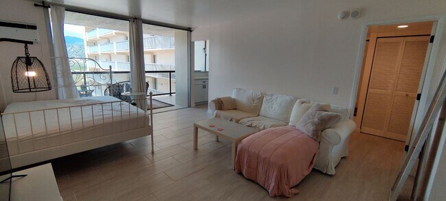 Photo - Fully Furnished Studio with Parking in Waikiki Unit 912