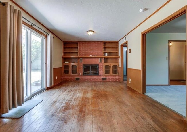 Photo - 4325 SE 12th St