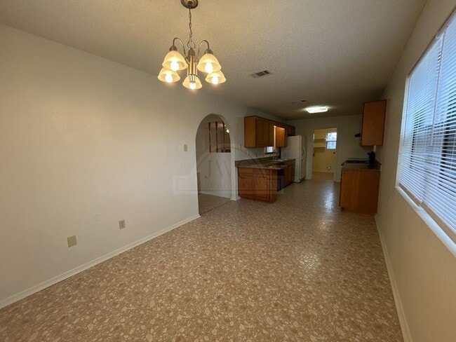 Photo - 3422 Chisholm Trail