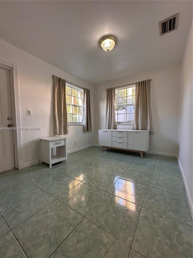 4441 NW 60th St Unit 4441