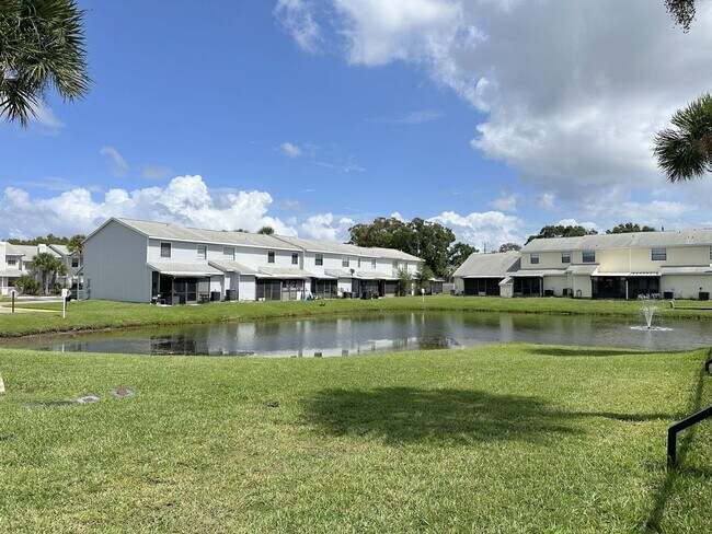 Photo - Quaint 2BR/2BA Citrus Park End Unit Condo ...