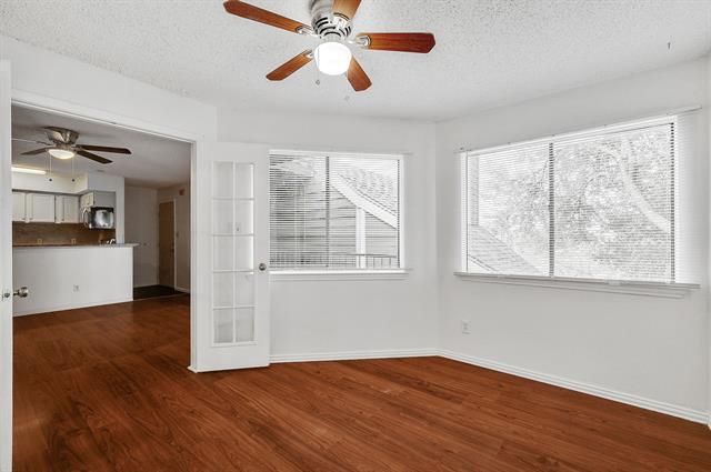 Photo - 9823 Walnut St Unit 304