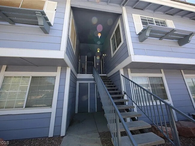 Building Photo - 5380 Angler Cir Unit 203