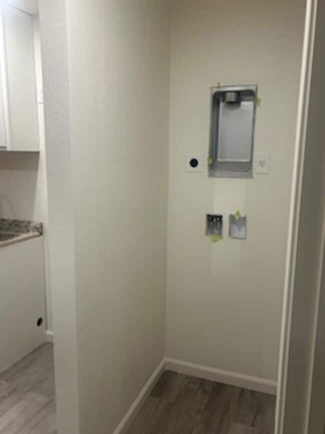 Photo - 3912 Amigo Dr Unit #B