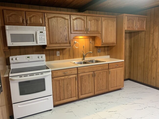 Photo - Darling 2-bedroom cabin in the woods!