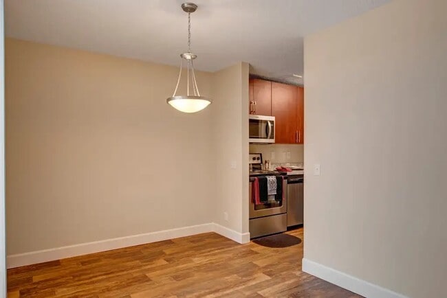 Building Photo - 3600 Brentwood