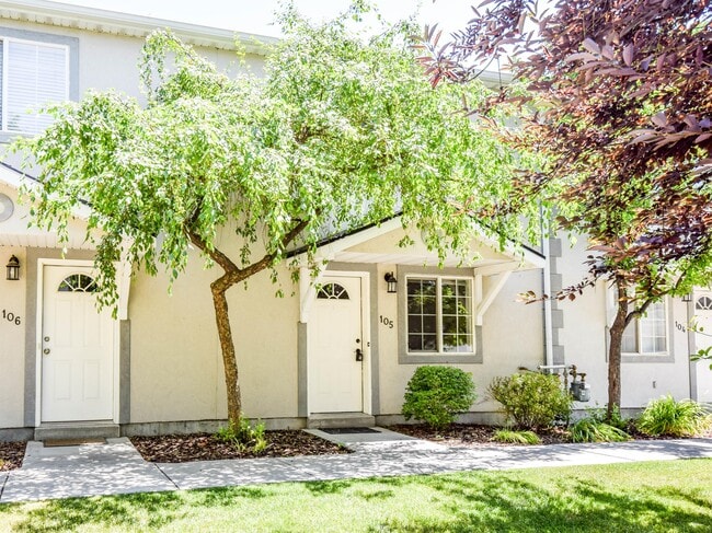 Photo - 105 Penhurst Pl