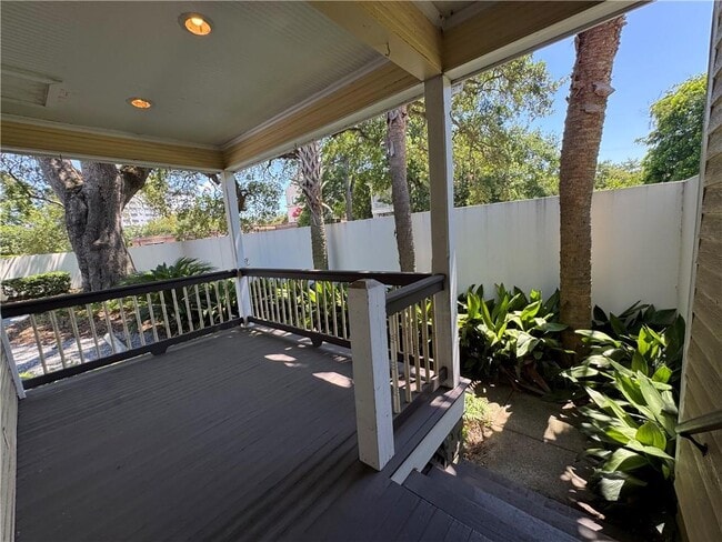 Photo - 808 Dauphin St