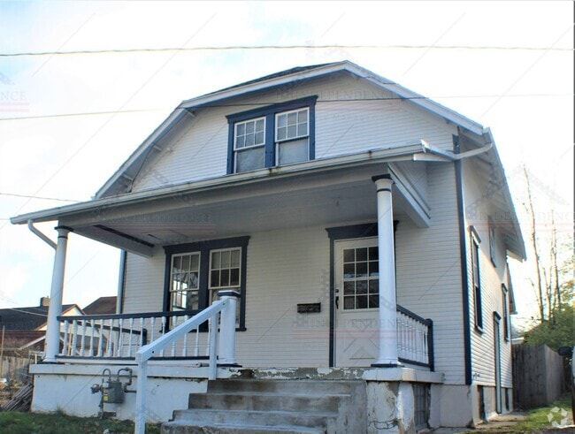 Building Photo - Updated Single Family Home in Montgomery C...