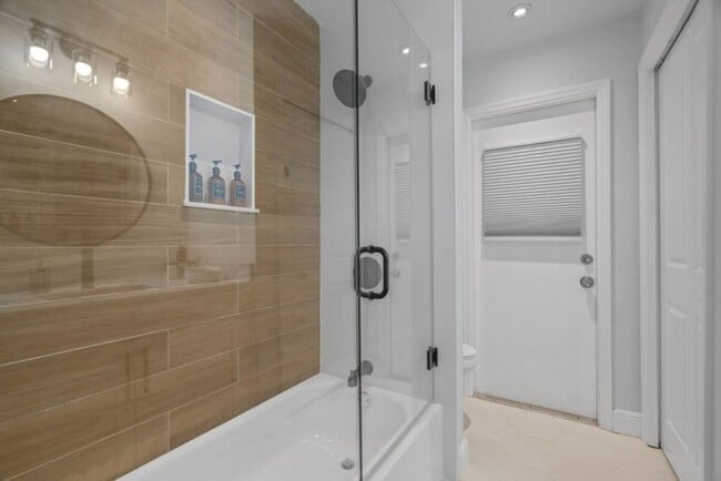 Photo - Chic Stylish Pool House newly renovated