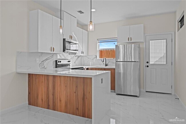 Photo - 11 E Viviana St Unit 2