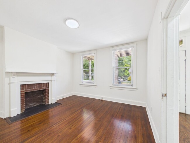 Photo - 1703 Oakdale Ave Unidad Apt A