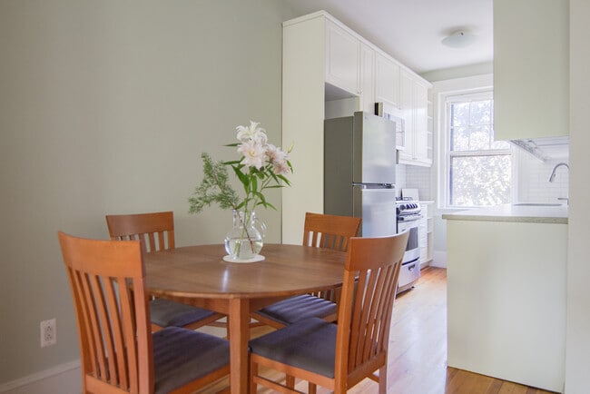 Photo - 36 Linnaean St Unit 12A
