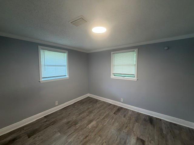 Photo - 10375 Freeland Ave