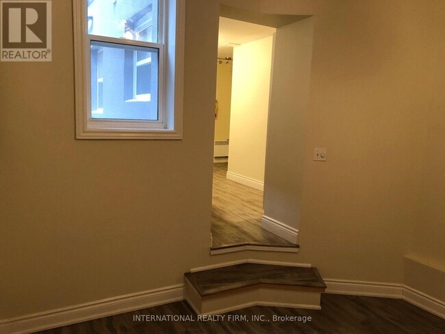 Photo - 276 George St Unit 2