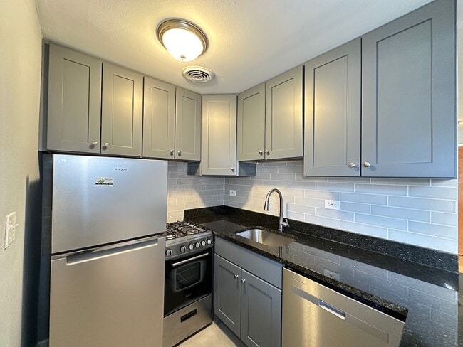 Photo - 663 W Grace St Unidad 301