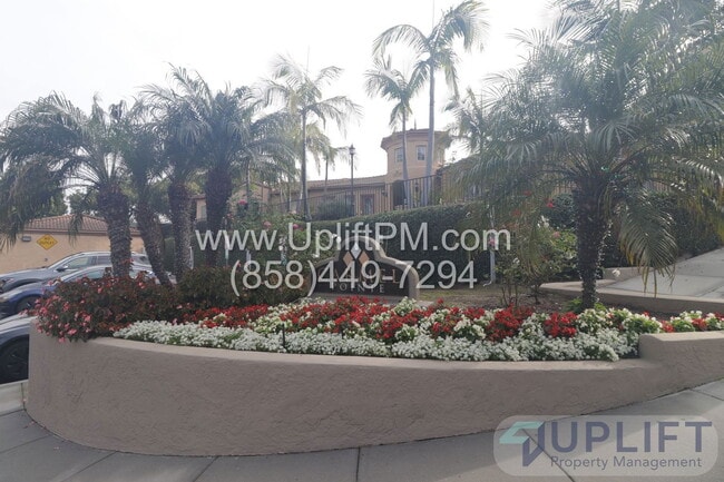 Photo - 3830 Elijah Ct Unidad 421