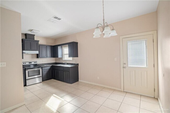 Photo - 18 N Ebony St Unit #2