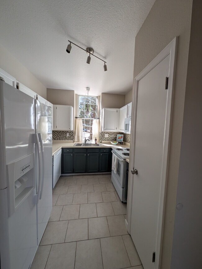 Photo - Charming 3-Bed, 2-Bath Home for Rent in Aurora – Backs to Open Space!