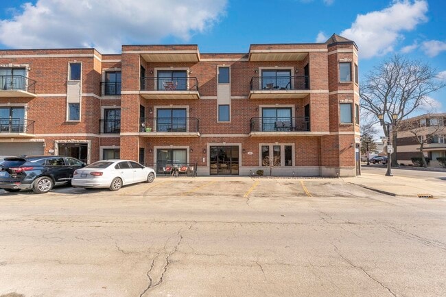 Photo - 2805 N 75th Ct