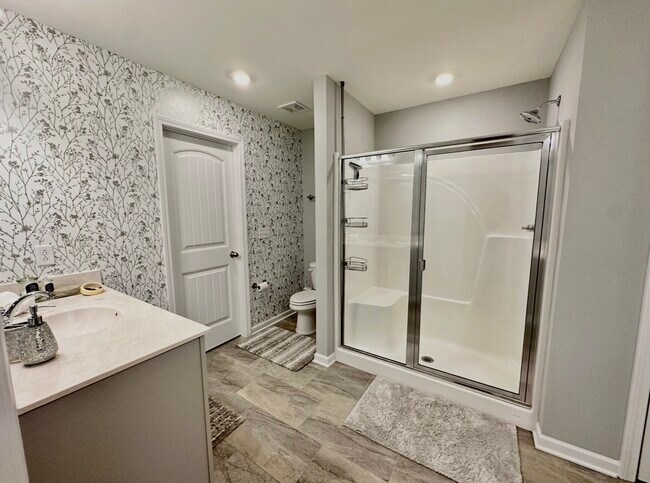 3604 Stormy Ln