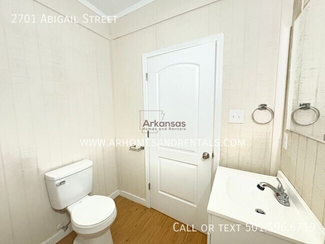 Photo - 2701 Abigail St