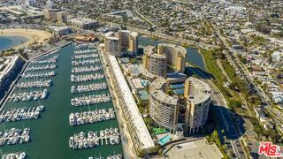 Photo - 4337 Marina City Dr