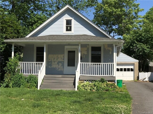 Photo - 194 S Main St Casa