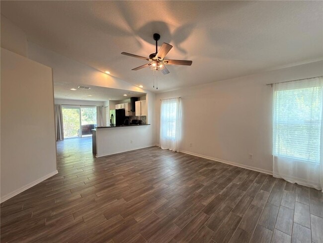 Photo - 5806 Oak Mill Terrace