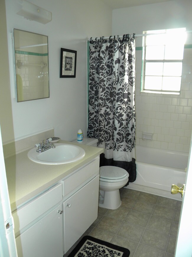 Photo - Campbell Crossing