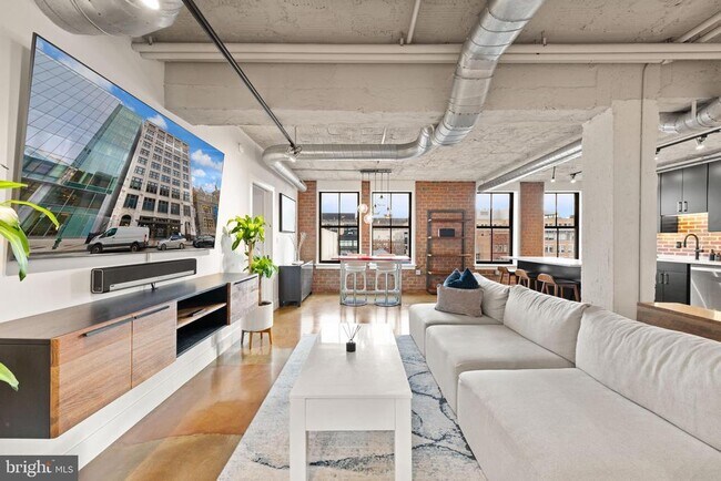 916 G St NW Unit 903