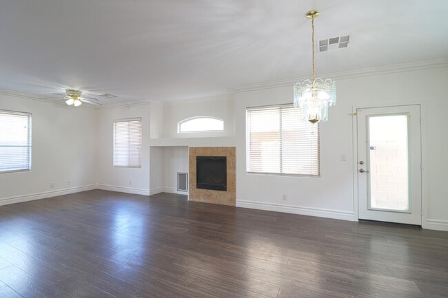 Photo - 8526 Nature Scene Dr