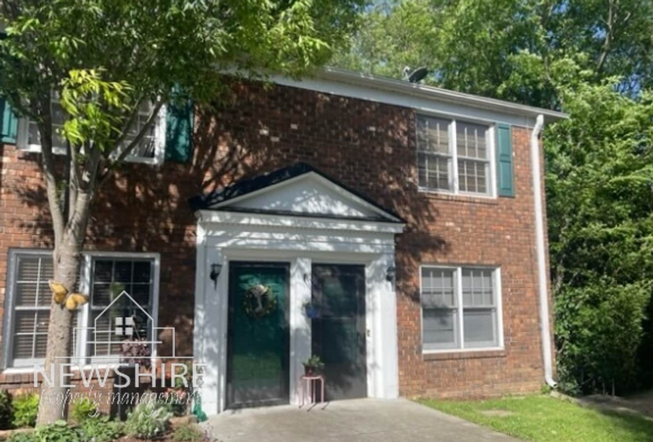 Photo - 1 Hartsville Dr