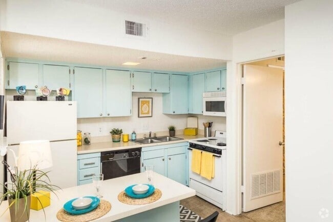 Building Photo - 3405 Helms St Unit 103 Rental