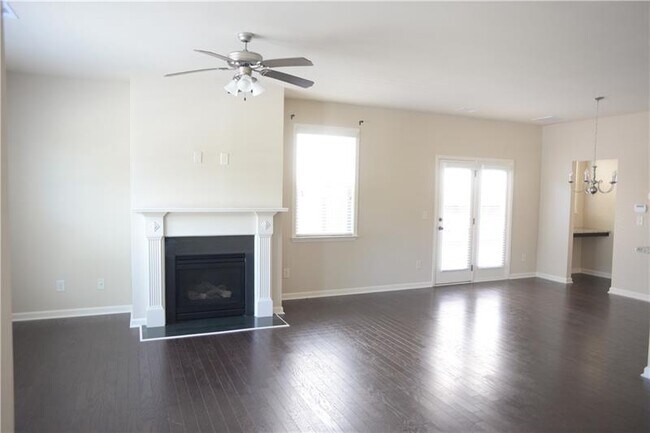 Photo - 776 Village Field Ct NW