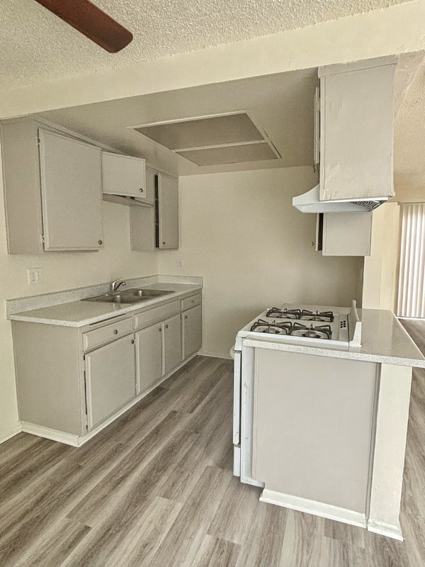 Photo - 216 Cypress Ave Unidad G