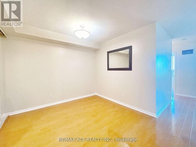 Photo - 88 Corporate Dr Unité 615