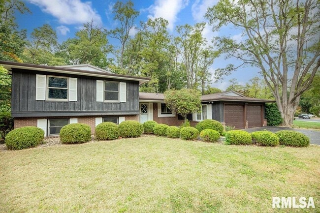 Photo - 9019 N Locust Ln